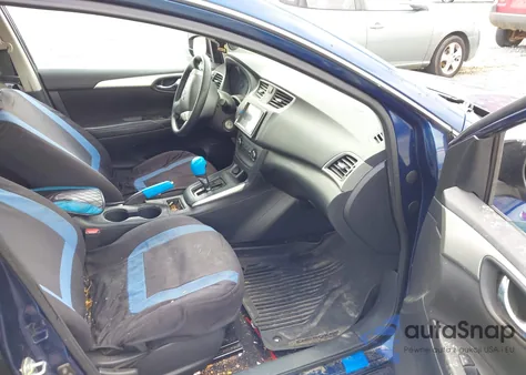 2017 Nissan Sentra S z USA, uszkodzony, nr VIN 3N1AB7APXHY389544